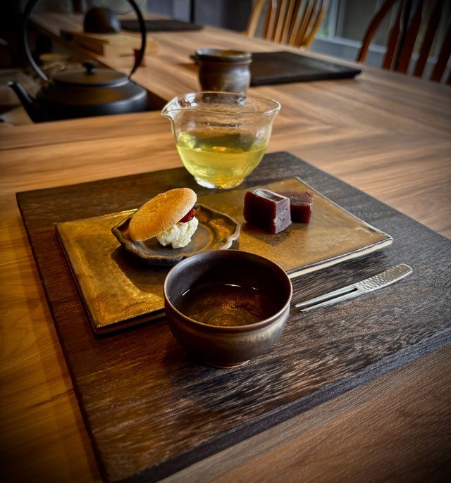 お茶に合わせた和菓子 / Japanese sweets paired with tea